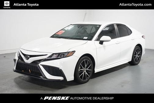 2023 Toyota Camry SE