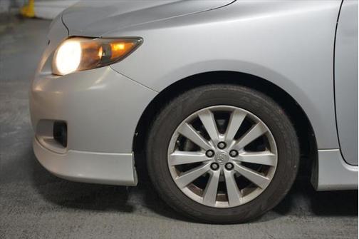 2009 Toyota Corolla LE