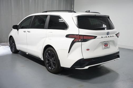 2024 Toyota Sienna XSE 7 Passenger