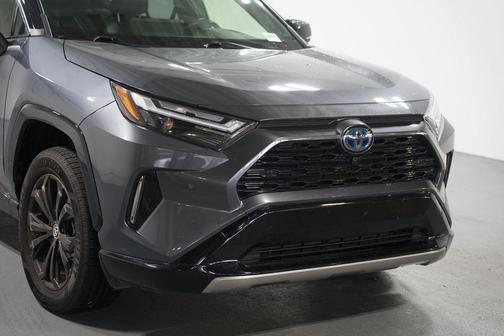 2024 Toyota RAV4 Hybrid SE