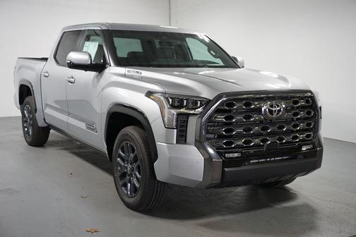 2026 Toyota Tundra Hybrid Platinum