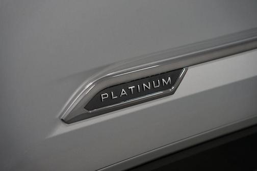 2026 Toyota Tundra Hybrid Platinum