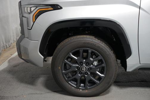 2026 Toyota Tundra Hybrid Platinum