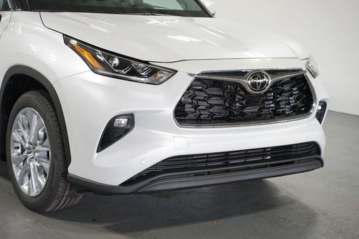 2026 Toyota Highlander Limited