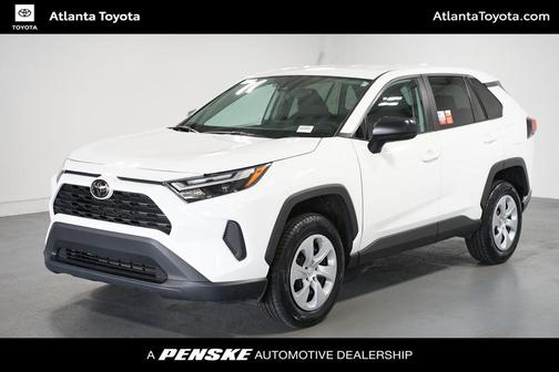 2024 Toyota RAV4 LE