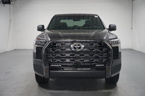 2026 Toyota Tundra Hybrid Platinum