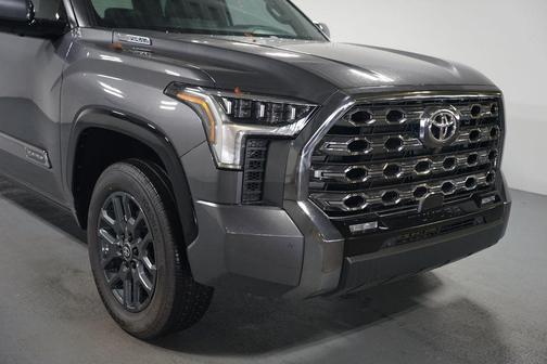 2026 Toyota Tundra Hybrid Platinum