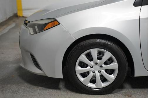 2015 Toyota Corolla LE Plus