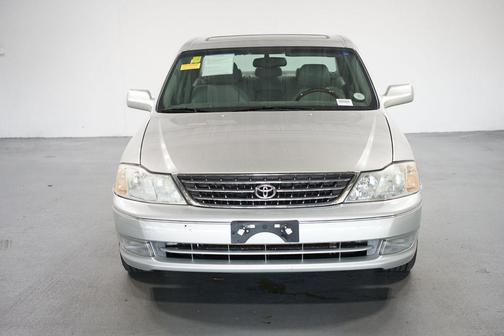 2004 Toyota Avalon XLS
