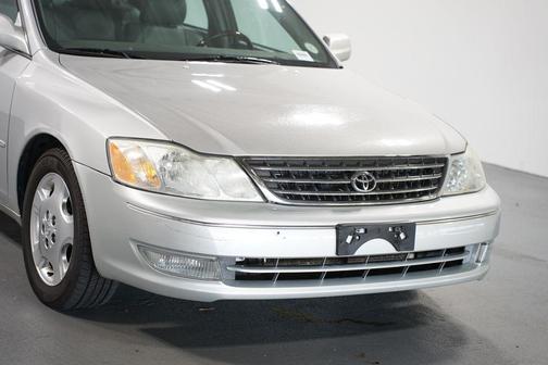 2004 Toyota Avalon XLS