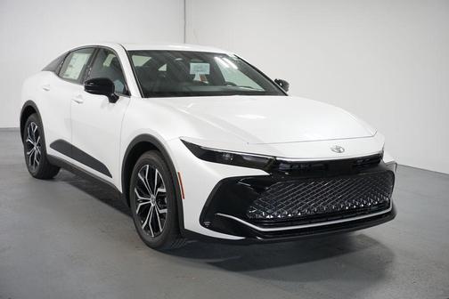 2026 Toyota Crown XLE