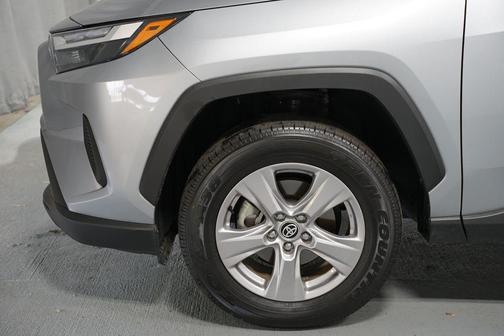 2025 Toyota RAV4 Hybrid SE