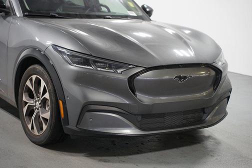 2021 Ford Mustang Mach-E Premium