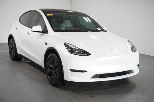 2024 Tesla Model Y Long Range Dual Motor All-Wheel Drive
