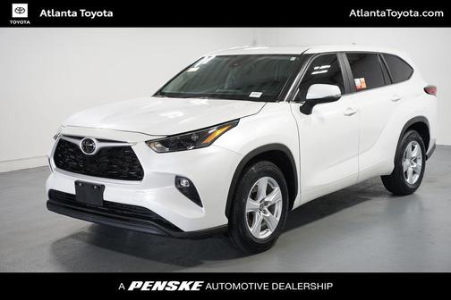 2023 Toyota Highlander LE