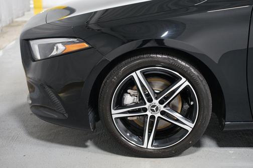 2022 Mercedes-Benz A-Class A 220