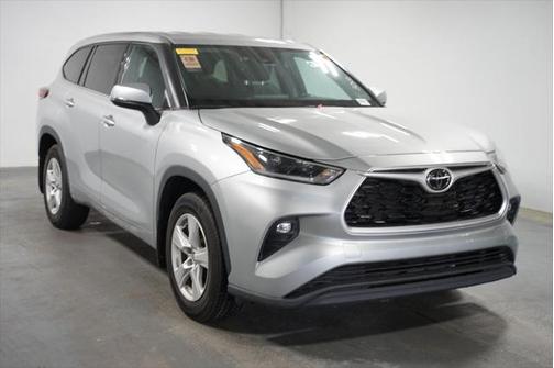 2021 Toyota Highlander LE