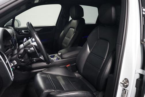 2019 Porsche Cayenne Cayenne