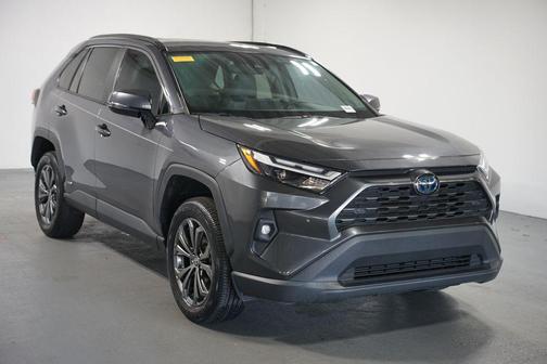 2022 Toyota RAV4 Hybrid XLE Premium