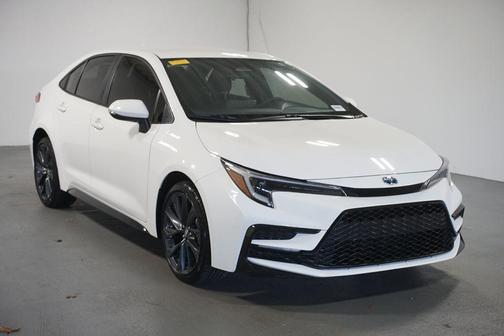 2024 Toyota Corolla Hybrid SE