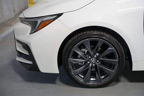 2024 Toyota Corolla Hybrid SE