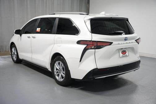 2024 Toyota Sienna Limited 7-Passenger