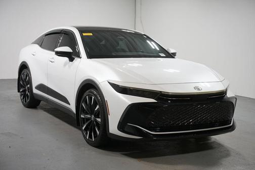 2024 Toyota Crown Platinum