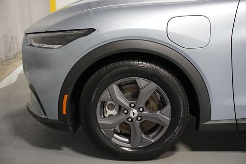 2022 Ford Mustang Mach-E Select
