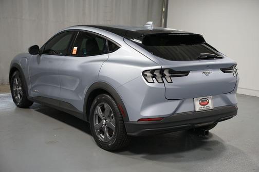 2022 Ford Mustang Mach-E Select