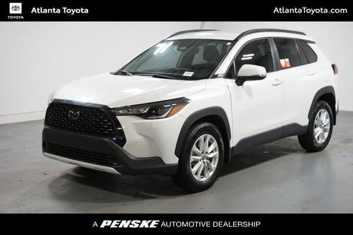 2024 Toyota Corolla Cross LE