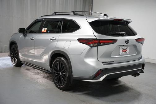 2024 Toyota Highlander XSE