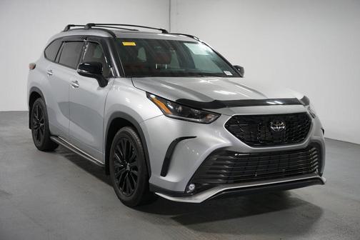 2024 Toyota Highlander XSE