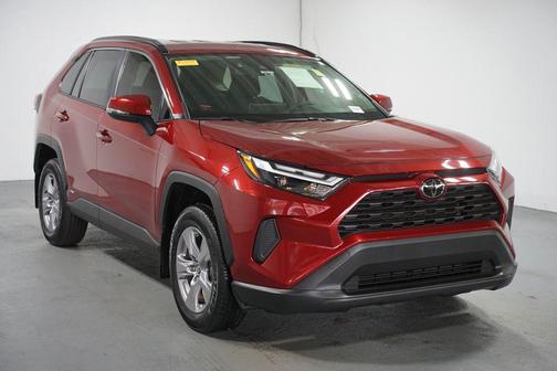 2025 Toyota RAV4 Hybrid SE