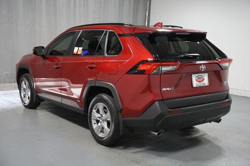 2025 Toyota RAV4 Hybrid SE