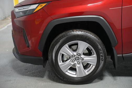 2025 Toyota RAV4 Hybrid SE