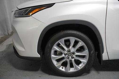 2024 Toyota Highlander Limited