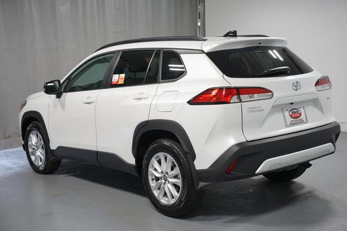 2025 Toyota Corolla Cross LE