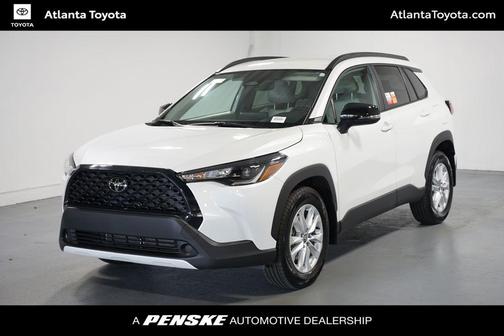 2025 Toyota Corolla Cross LE