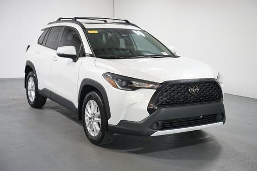 2023 Toyota Corolla Cross LE