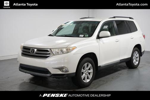 2011 Toyota Highlander SE