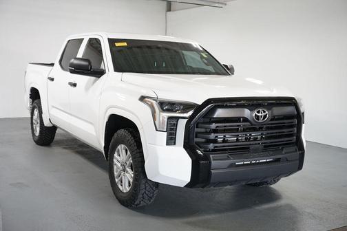 2025 Toyota Tundra SR