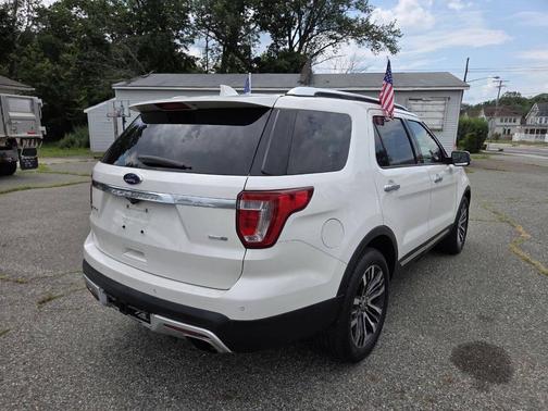 2017 Ford Explorer Platinum