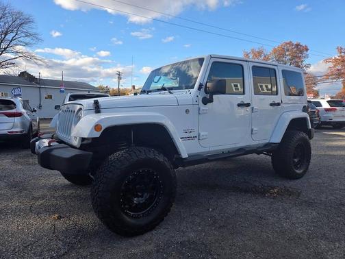 2017 Jeep Wrangler Unlimited Sahara