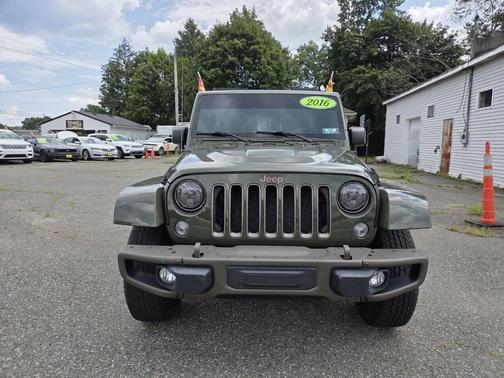 2016 Jeep Wrangler Unlimited Sahara