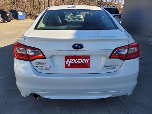 2016 Subaru Legacy Limited