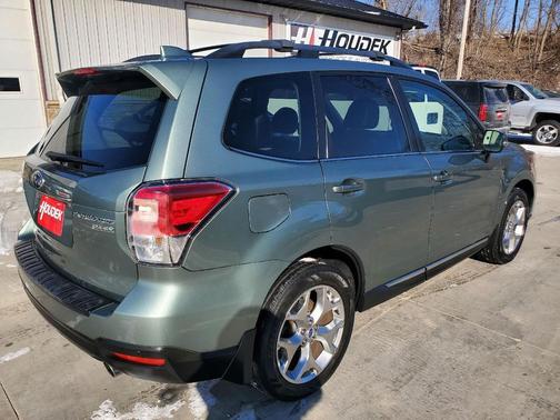 2017 Subaru Forester 2.5i Touring