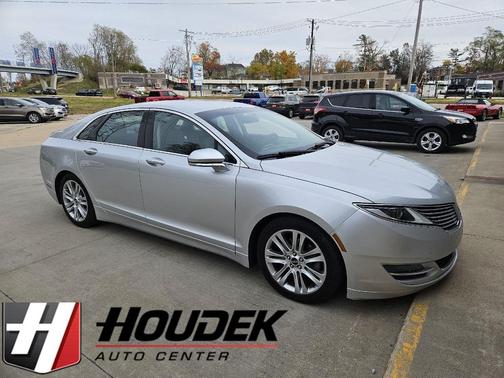 2015 Lincoln MKZ Base