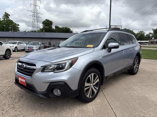 Ice Silver Metallic 2018 Subaru Outback 2.5i Limited