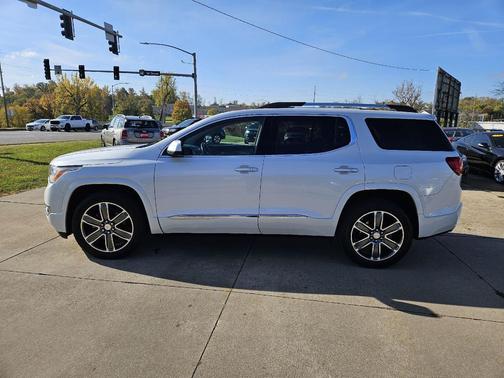2018 GMC Acadia Denali