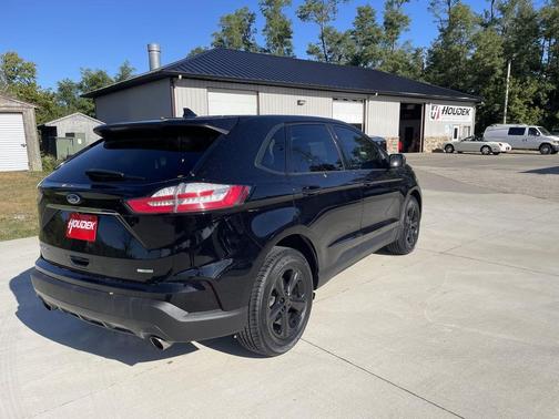 2019 Ford Edge SE